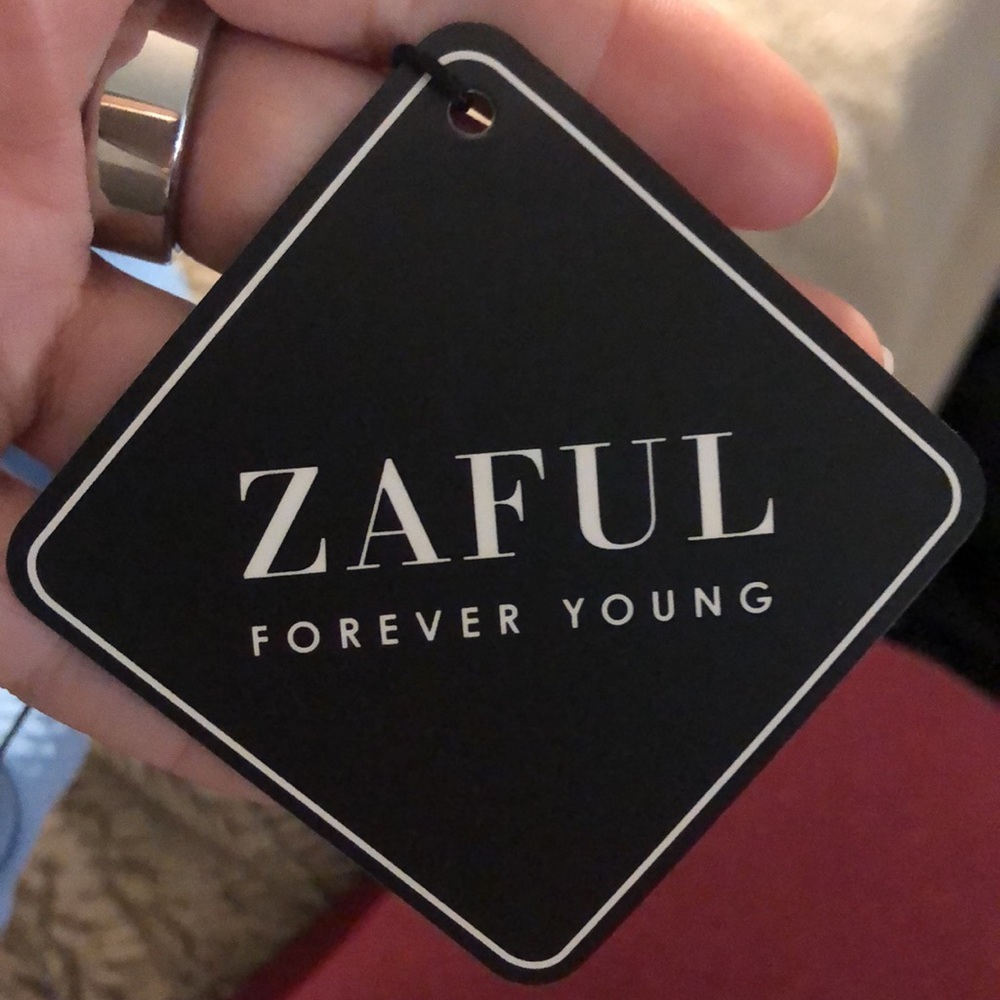 NWT Zaful Textured Bikini, medium - Picture 8 of 9